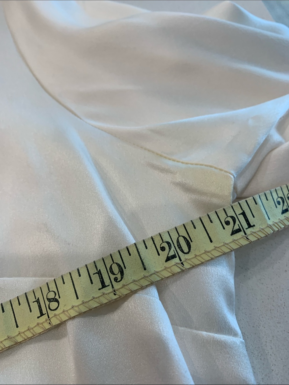 Vintage Connie Roberson ruffle-Trim pure silk Blouse in Cream long sleeves - Picture 7 of 9